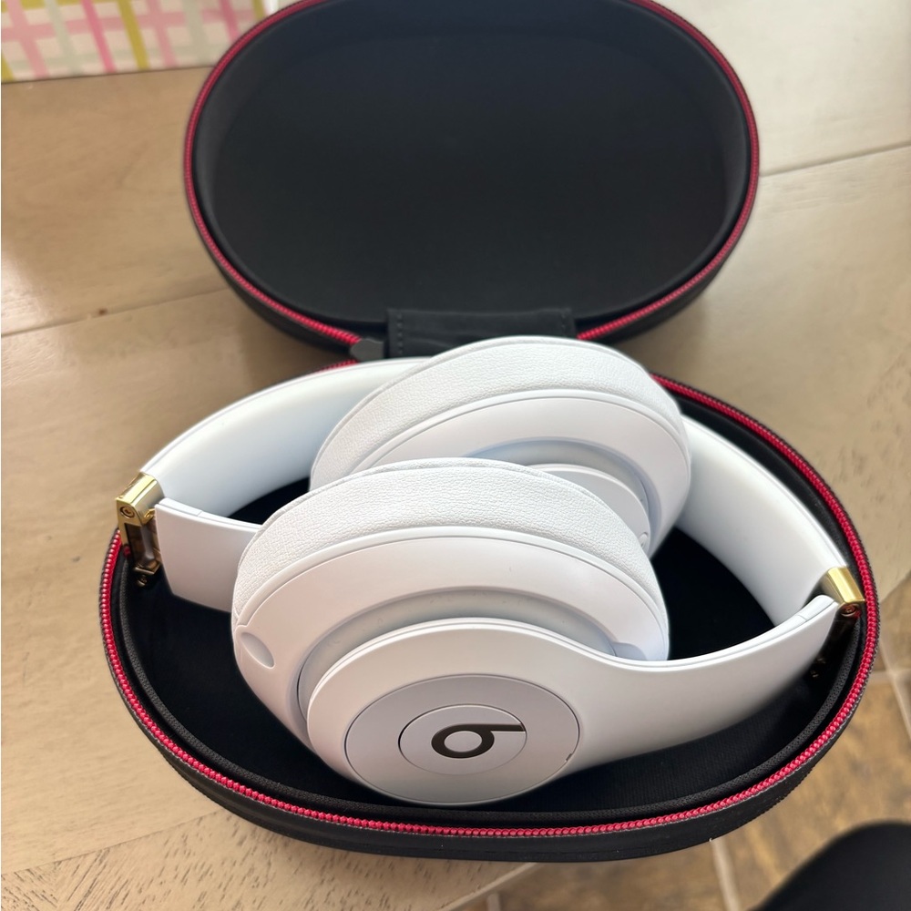 Beats by Dre Over-Ear Headphones Black and Red